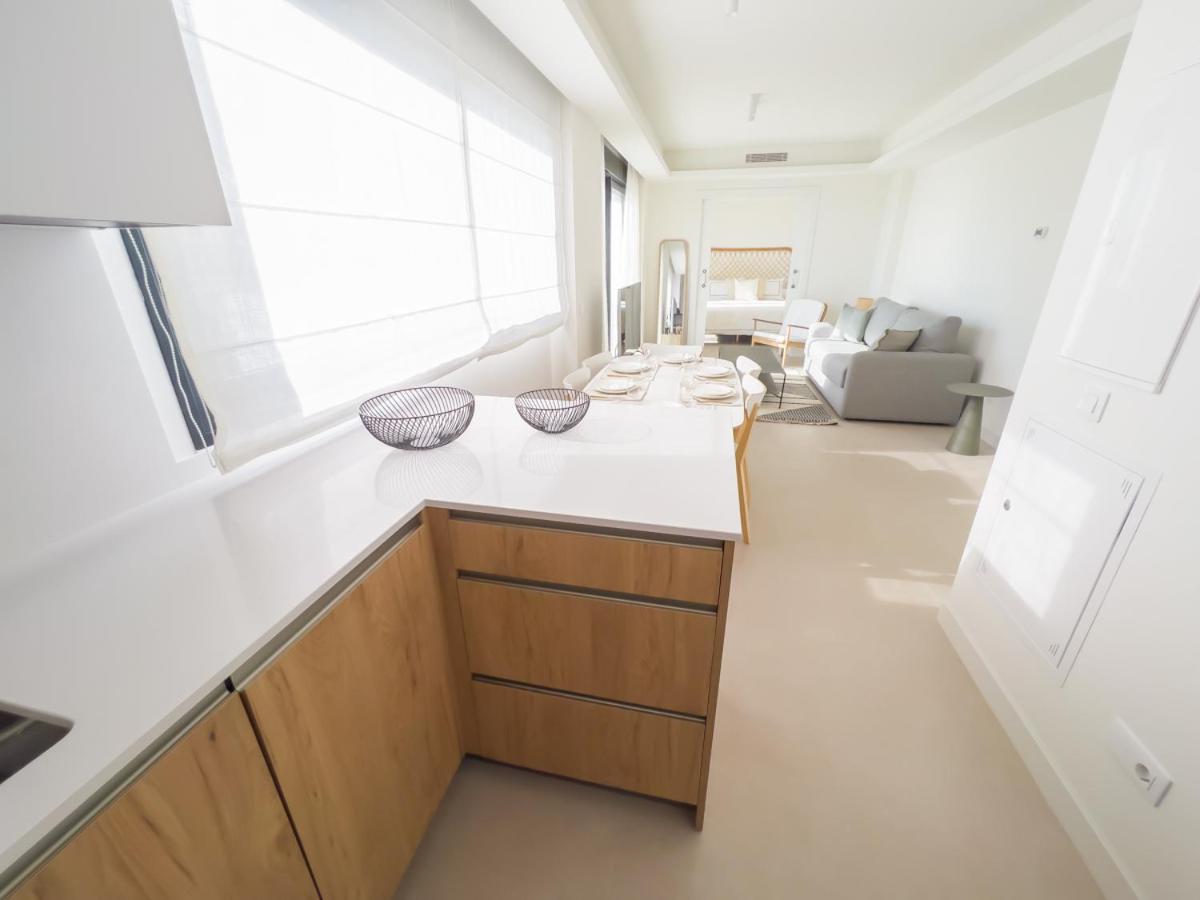 Pent-house On The Golden Mile *