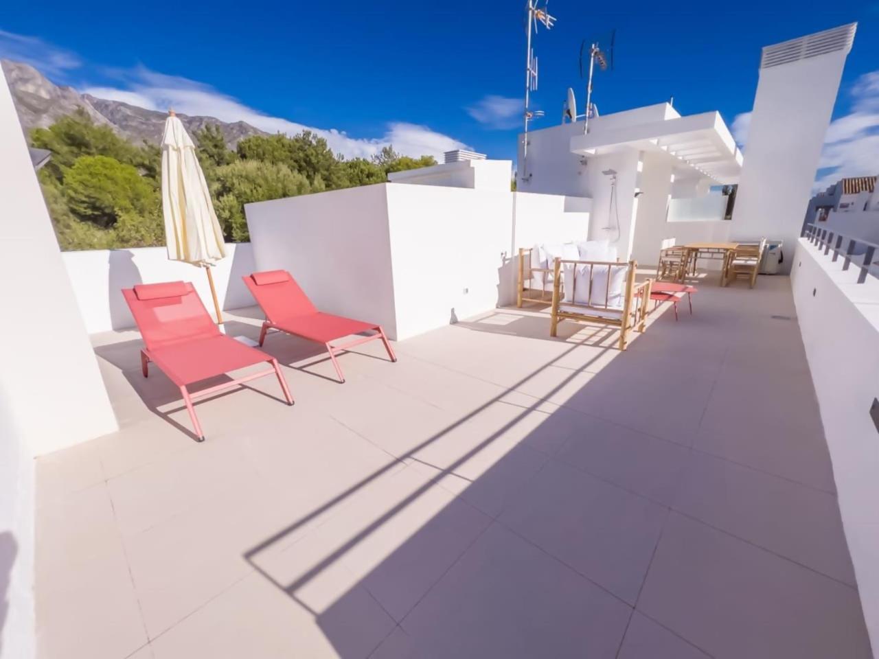 Pent-house On The Golden Mile * Marbella